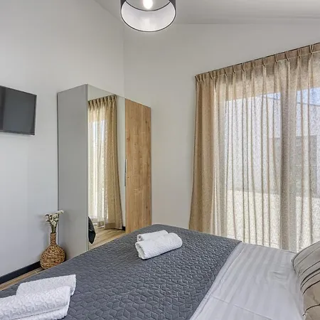 Ivana With Private Pool