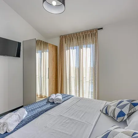Villa Ivana With Private Pool Nova Vas (Porec)