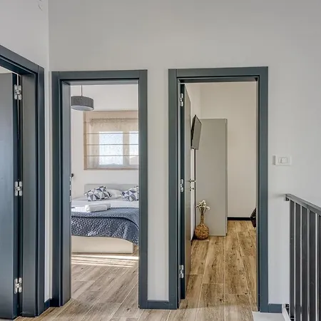 Ivana With Private Pool Nova Vas (Porec)