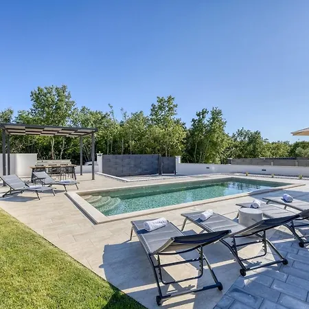 Vila Ivana With Private Pool