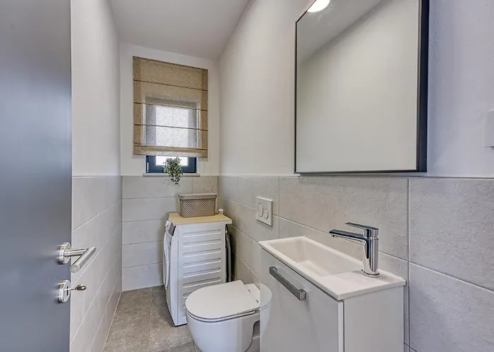 Ivana With Private Pool *