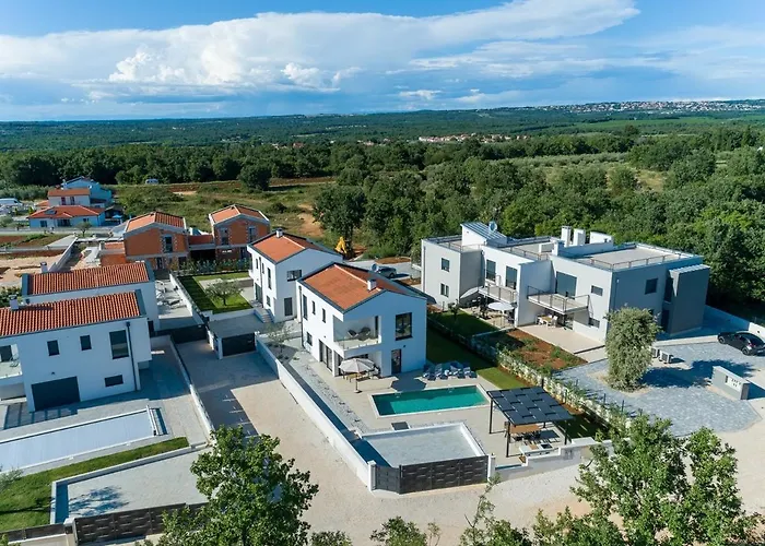 Ivana With Private Pool * Nova Vas (Porec)