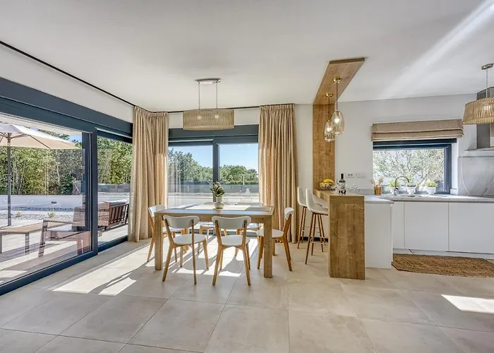 Ivana With Private Pool Nova Vas (Porec)